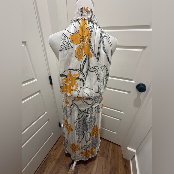White House Black Market. Halter Midi Dress. Black/White/Yellow. Size 16. - Picture 7 of 11